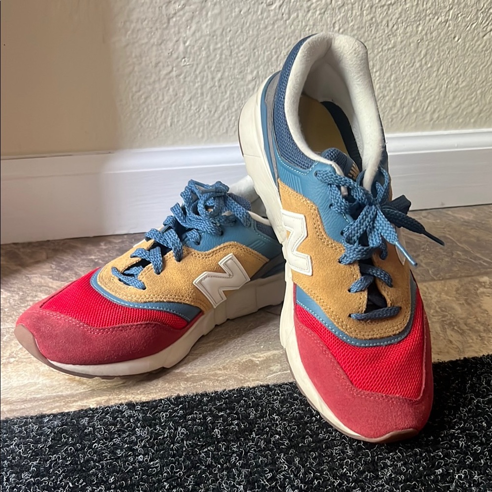New Balance Men’s 997 Sneakers